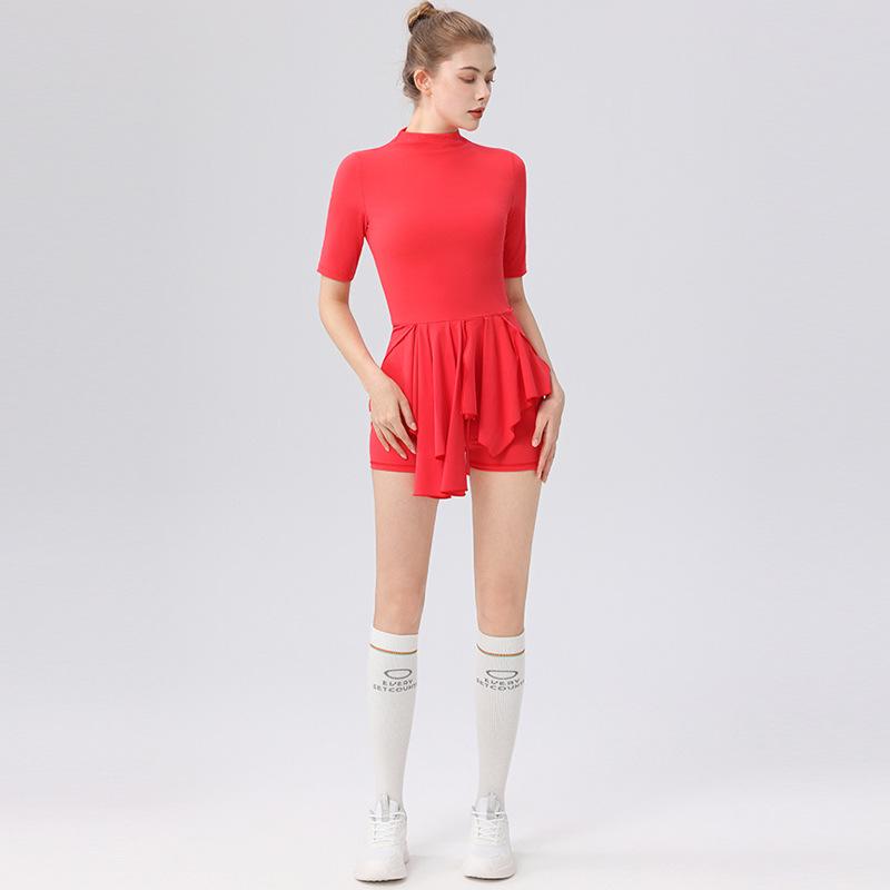 Vestido de Tênis Elegante com Barra de Babados e Shorts Internos