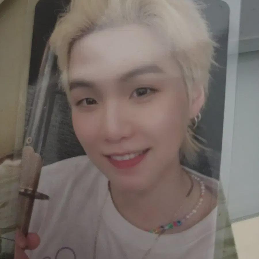 

Микрокосм БТС Глоу Шуга Фотокарточка Блю-рей Блюр