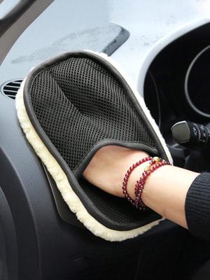 Cura dell'auto – Pennelli, stracci e spugne