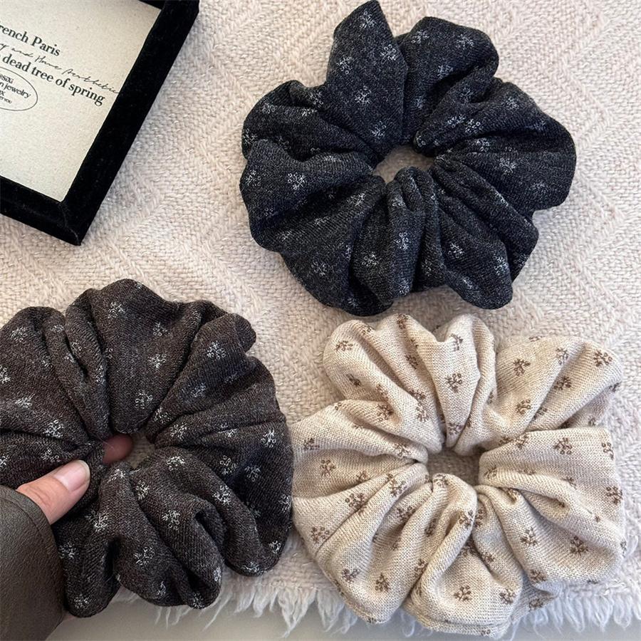 Korean Floral Knitted Scrunchies Women Girls Elastic Hair Band Accessories Tie Hair Ring Rope Headwear Headdress Ponytail Holder