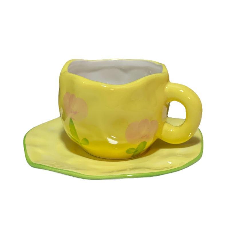 Small Fresh Hand-Squeezed Irregular Yellow Green Tulip Cup And Saucer Hand-Painted Ceramic Coffee Cup And Saucer Set As A Gift