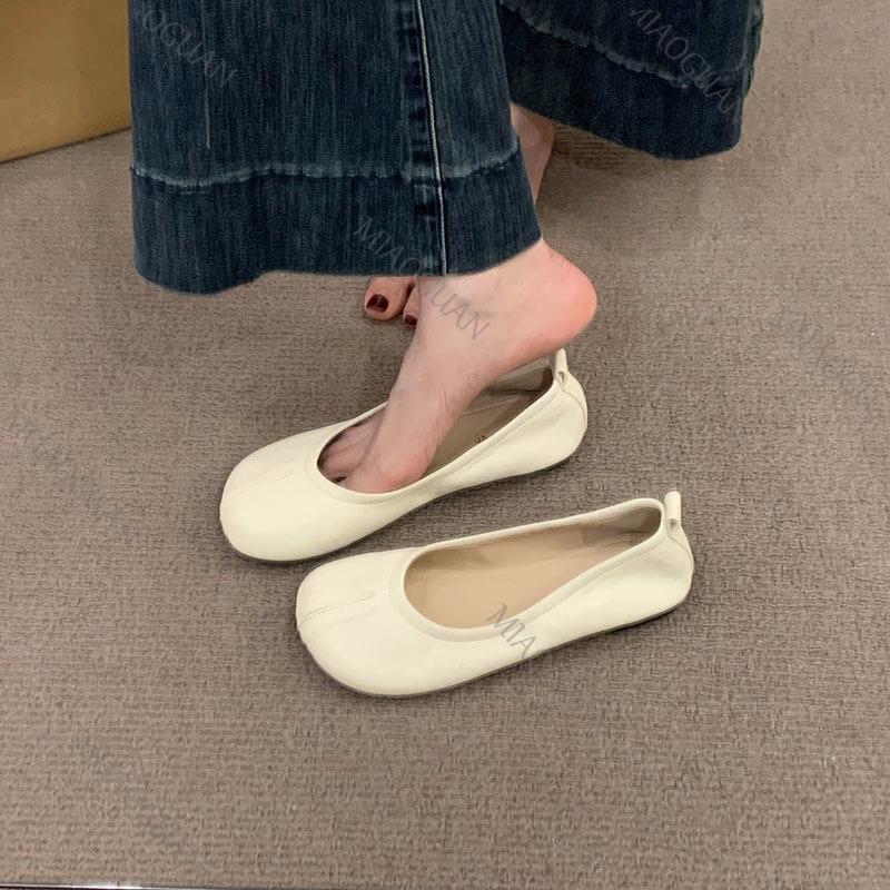 Fashion New Women Flat Shoes Fashion Soft Leather Casual Slip on Women's Shoes Spring Autumn Solid Ound Head Ballet Soft Bottom Flats