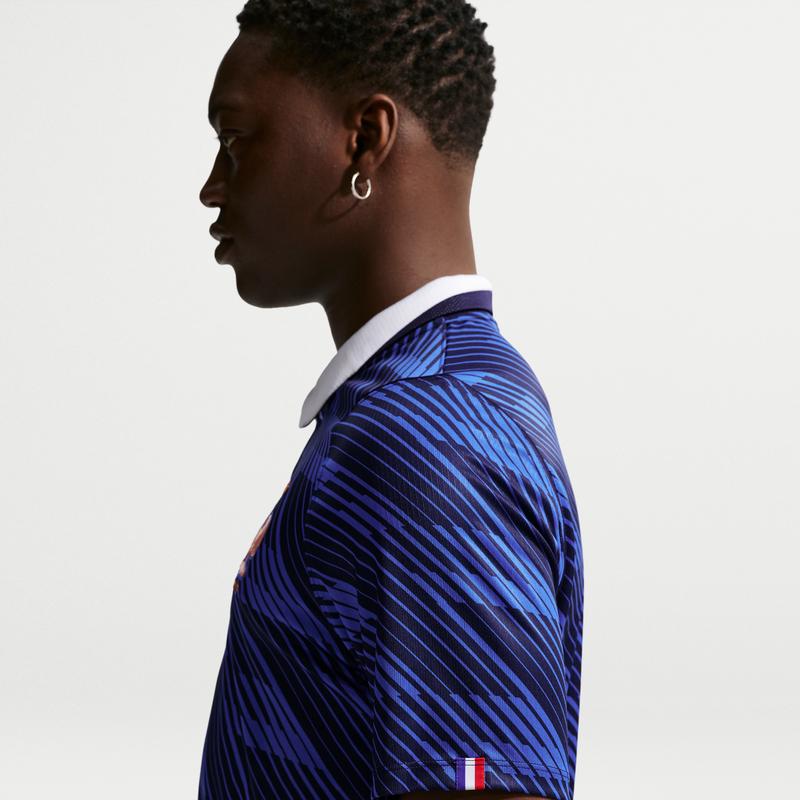 Nike Dri-Fit Fan Edition 2026 Season France Team Home Quick-drying Color-blocked Pullover Short-sleeved Football Jersey for Men