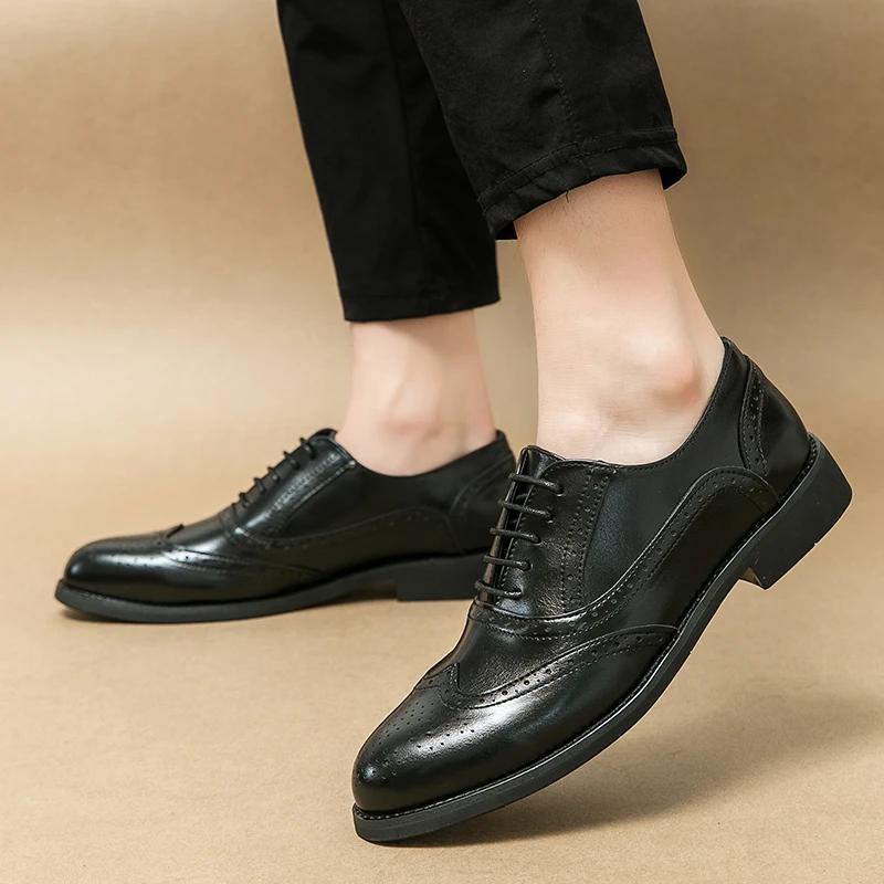 Fashion 2025 British Style Men Prom Evening Dresses Shoes New Casual Leather Lace-Up Oxfords Shoes Fashion Antiskid Flat Designer Shoes
