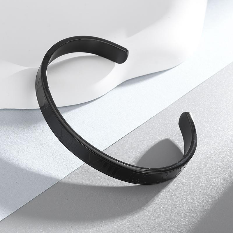 Personalized Retro Ethnic Pixiu Bangle for Men Women Stylish Cuff Bracelet Unique Jewelry Gift