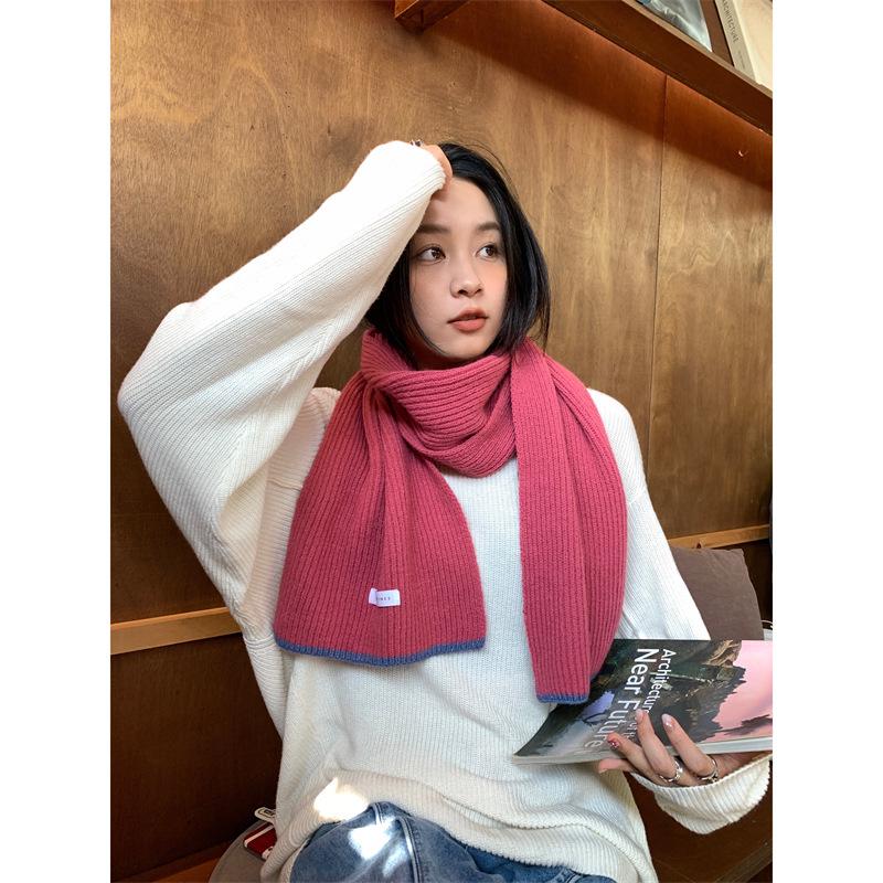 

«Цветной полосатый шарф — милый и классный зимний аксессуар для девочек»