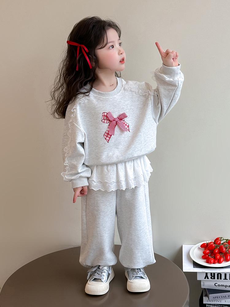 2025 Bow Lace Girls' Sporty Two-Piece Sweatshirt Set for Spring and Autumn