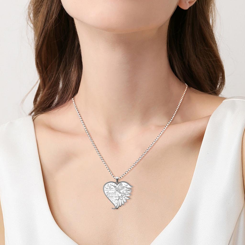Heart-Shaped Hummingbird Wing Necklace, Made Of Stainless Steel. We Love It, Don'T Miss Out! Suitable For Both Men And Women.