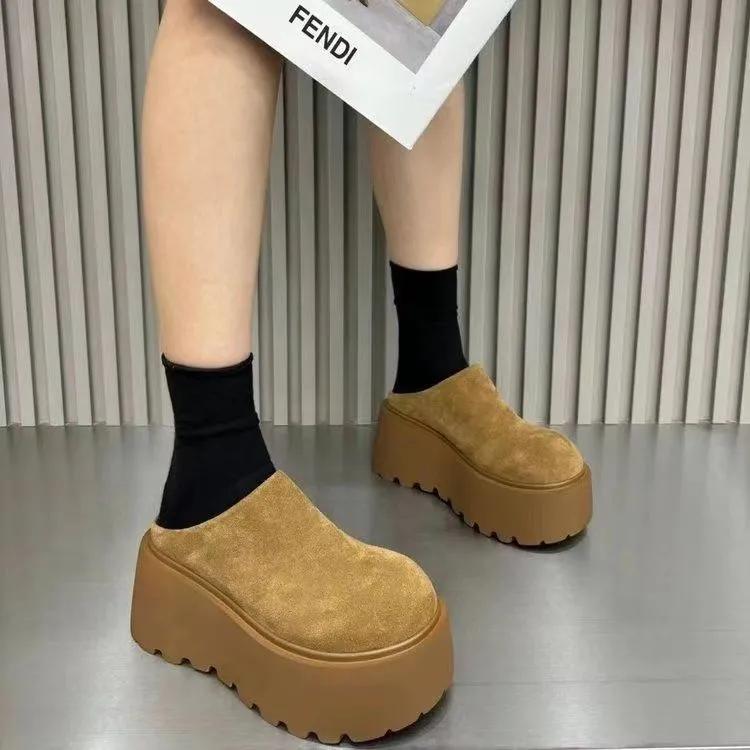 Spring Autumn Women's Thick-Soled Height-Enhancing Platform Slippers Winter Retro Outdoor Style