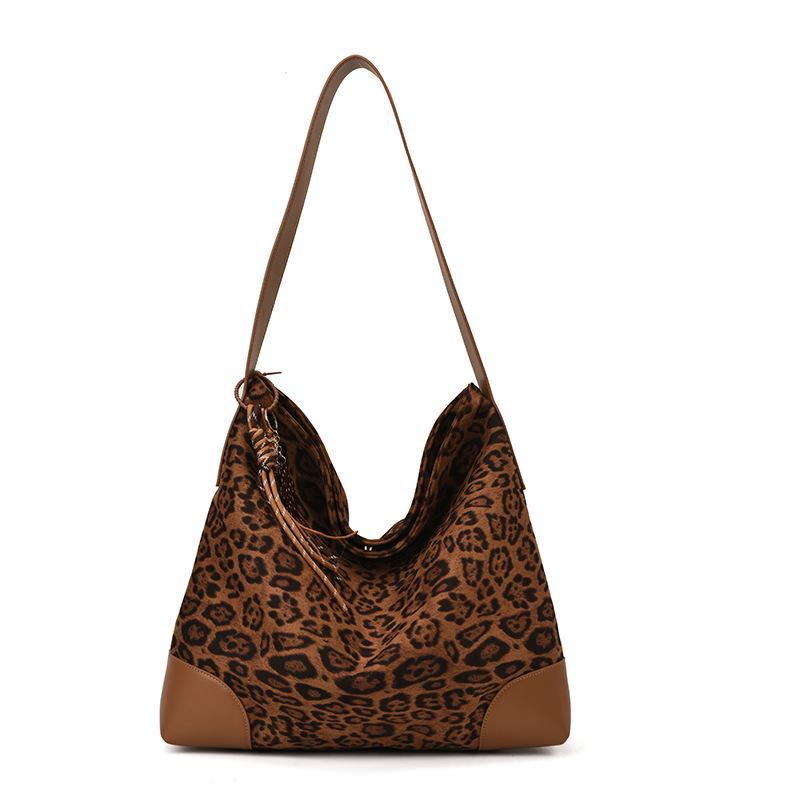2025 Women's Leopard Print Large-Capacity Retro Tote and Shoulder Bag