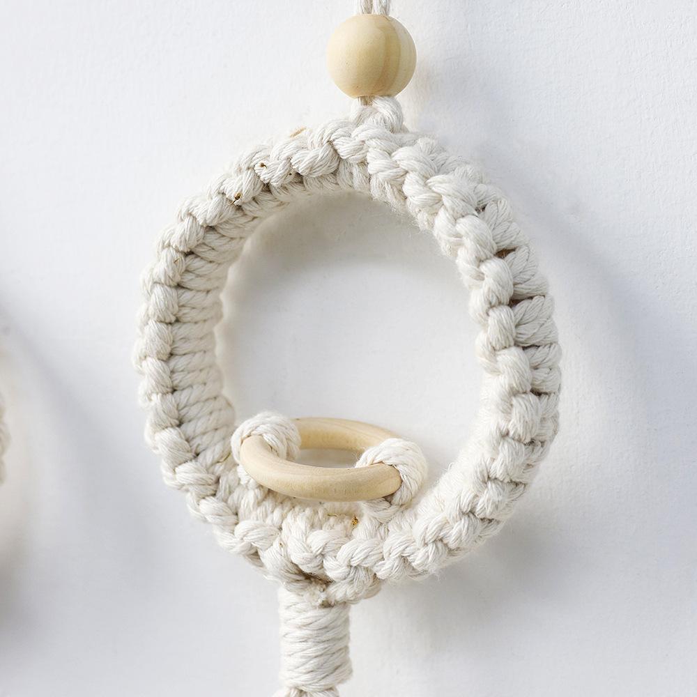 

Handcrafted Artisan-Woven Faux Floral Basket Ornament Cotton Cord Wrapped Wooden Bead Wall-Mountable Accents & Window Adornment 44cmx9cm белый