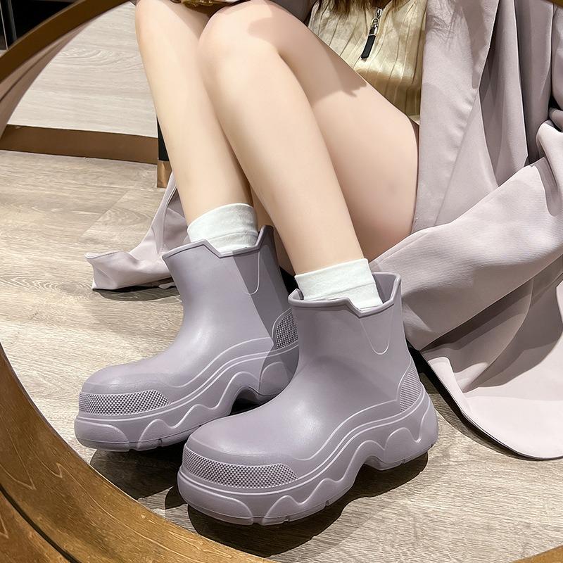 Fashion Women's Rain Boots Fashion Rubber Galoshes Outdoor Waterproof Garden Work Boots for Women Cute Rain Shoes Light EVA Water Shoes