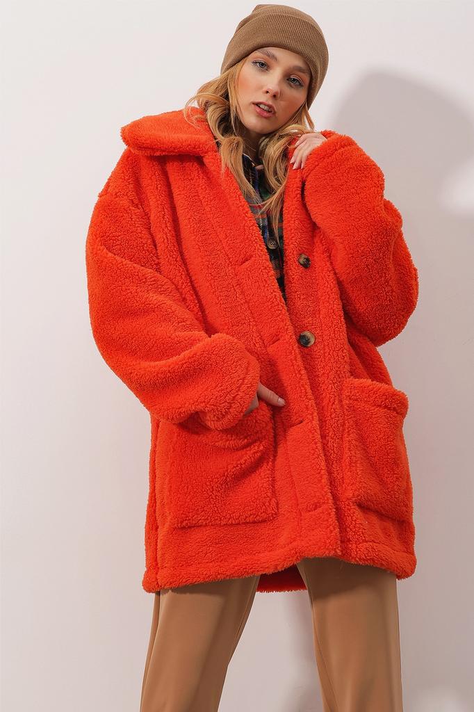 Women's Coat New Season Fashion Beige Polo Collar Double Pocket Buttoned Front Plush Coat