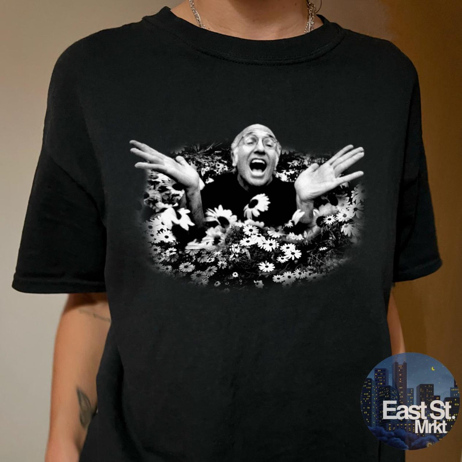 Larry David Graphic Tee: Curb Your Enthusiasm Funny T-Shirt M