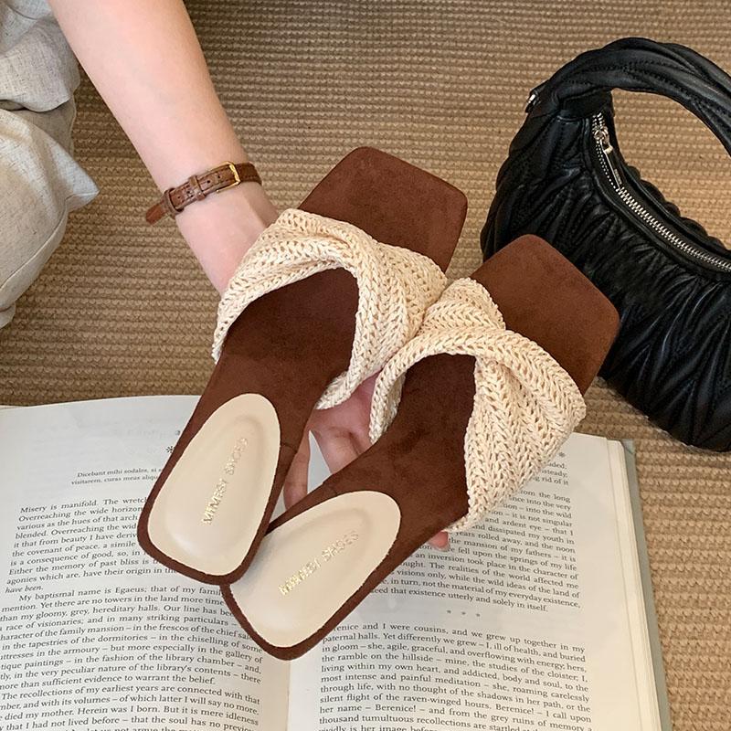 Mode 2025 Neue Damen Pantoletten mit ausgefallenem Absatz Slides Damen Flaches Schuhwerk Mode Eckige Zehenpartie Damen Pantoletten mit Absatz Sandalen Schuhe