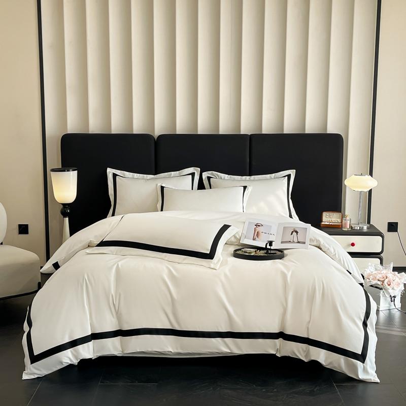 Light luxury Thick Brushed Bed Sheets, Duvet Cover Set, Four Piece Bedding Set Bed Sheet, Fully Enclosed for Home Gift