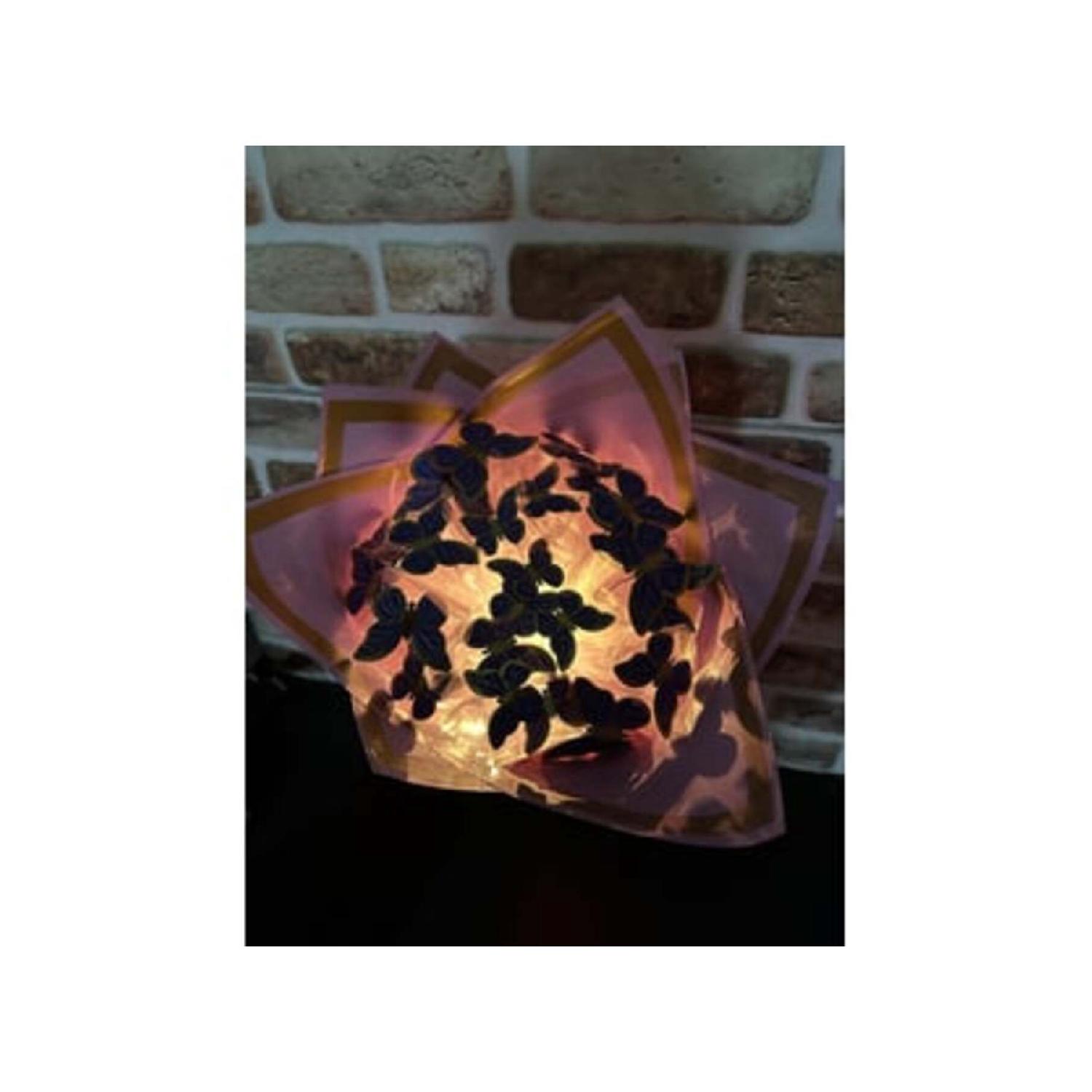 

Букет бабочек из 24 штук со светодиодами сиреневого цвета чистый