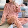Klær til hjem og søvn – Pyjamas og søvnsett