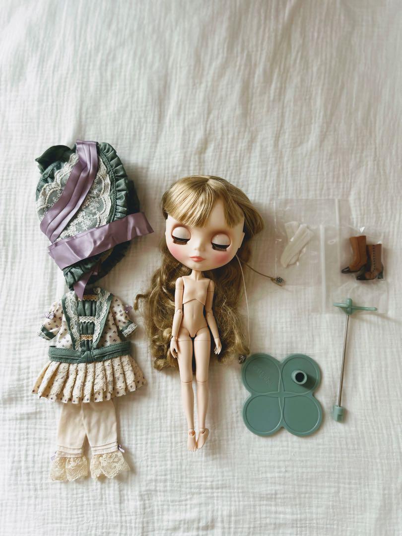 

[Б/У] Neo Blythe Cleary Claire Blythe Кастом