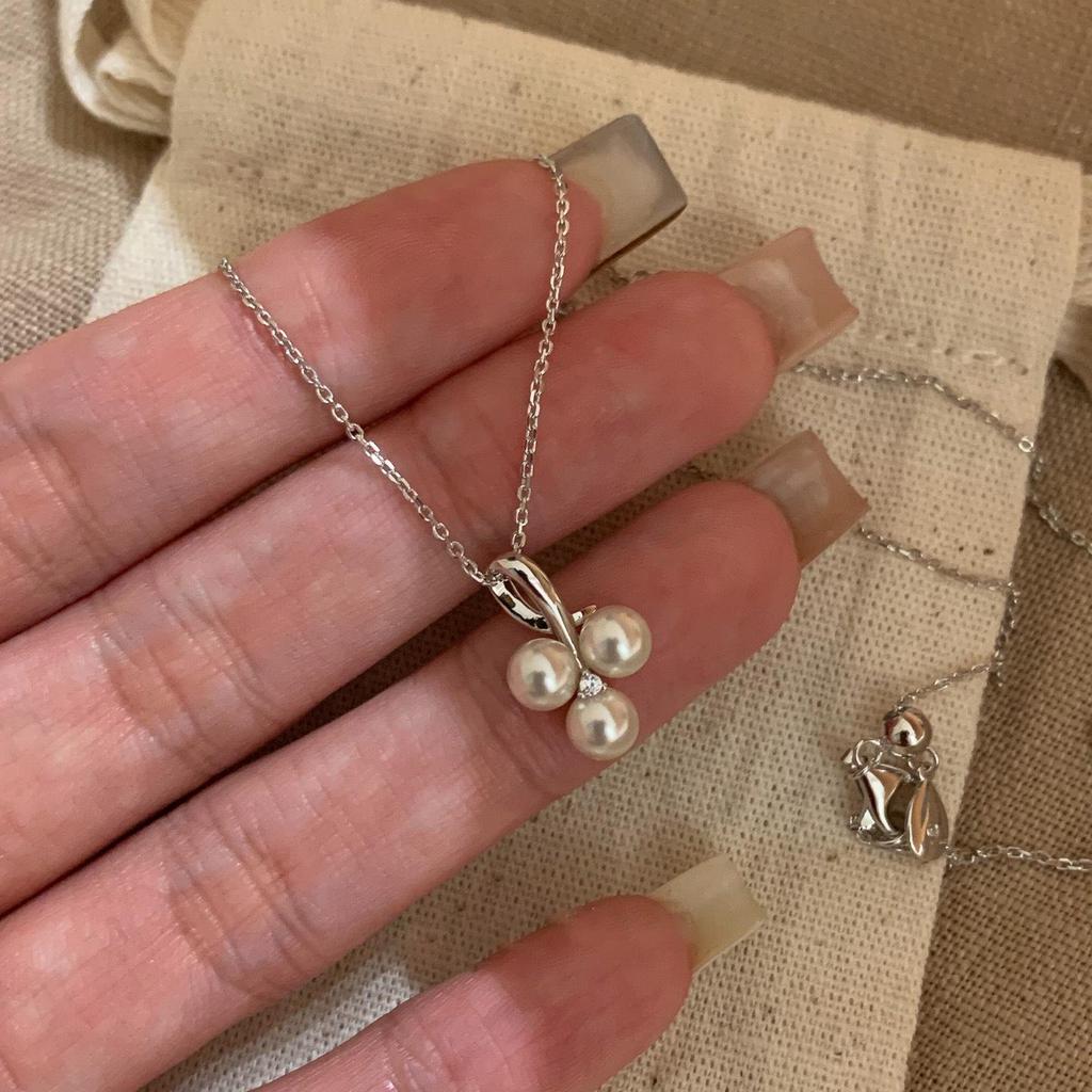 French Luxury S925 Sterling Silver Grape Pearl Necklace for Women – Elegant High-End Clavicle Chain