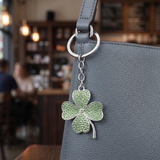Keychain Pendant Sparkling Rhinestones Inlaid Four-Leaf Clover Design Zinc Alloy Key Chain Electroplated Metal Ring Key Holder Backpack