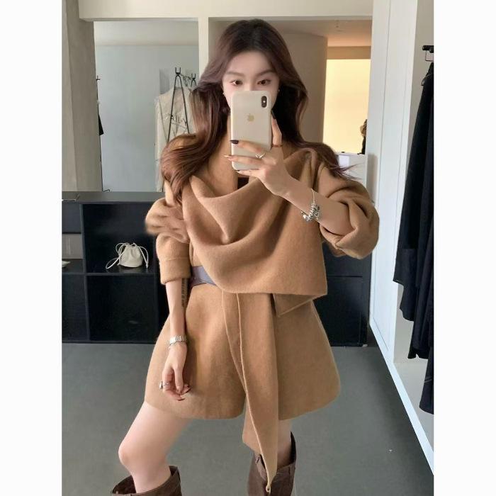 High-End Waist-Cinching Loose Collar Sweater Coat for Women - Trendy Mid-Length Knit Top, Autumn 2025 Korean Style.