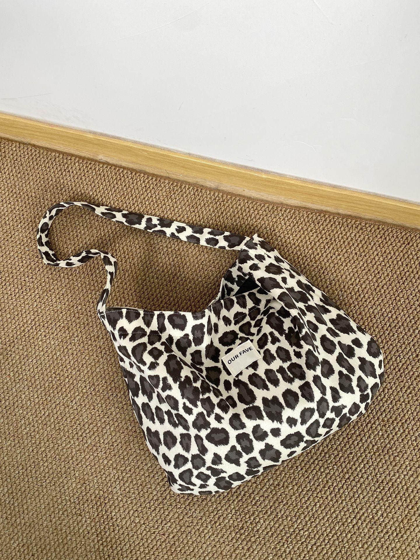 Vintage Leopard Print Faux Suede Shoulder Bags for Women Large Capacity Velvet Handbags Autumn Versatile Female Casual Tote