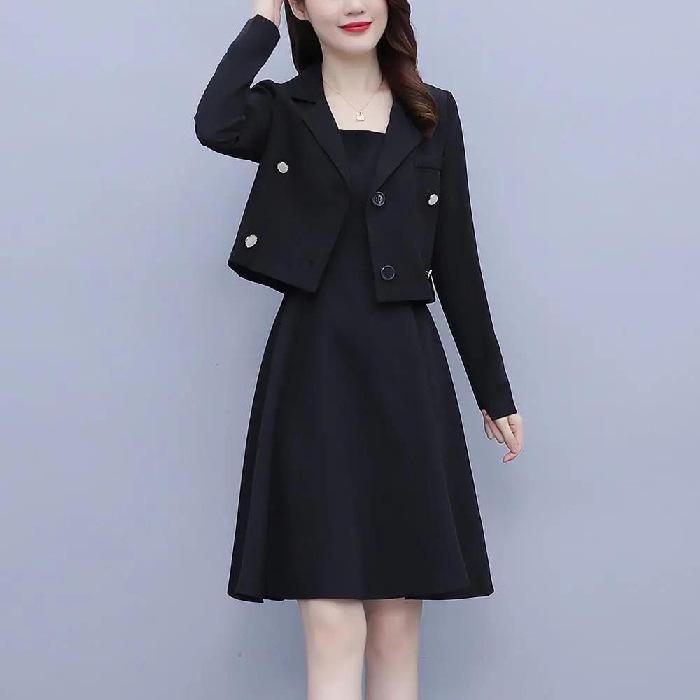 

Женский костюм-двойка на весну и осень: Стильное, большого размера, облегающее платье с маленьким блейзером и юбкой на подтяжках. 2XL чёрный