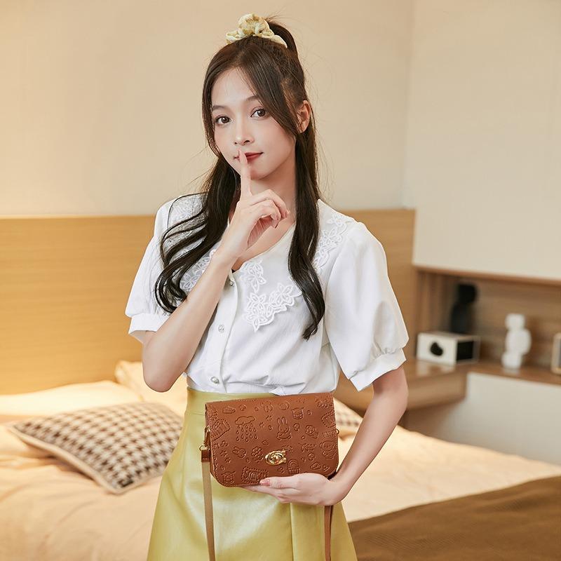 Trend embossed lock single shoulder crossbody small square bag versatile mobile phone change women's bag