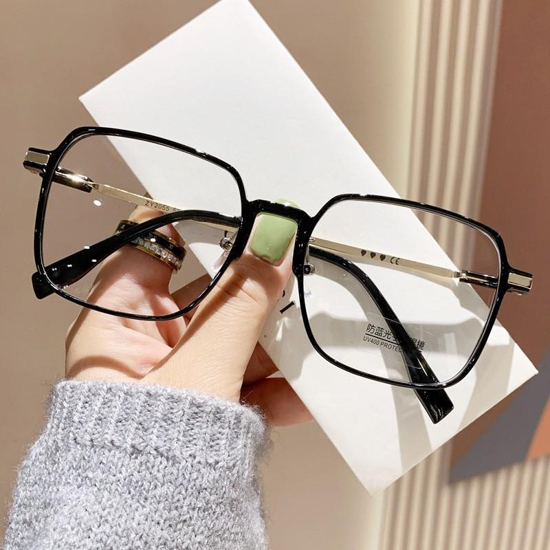 

2026New style plain glasses with large frames, anti-blue light, popular online, radiation-proof protective eyewear, fashionable and ultra-lightweight Bright Black-Plain Light