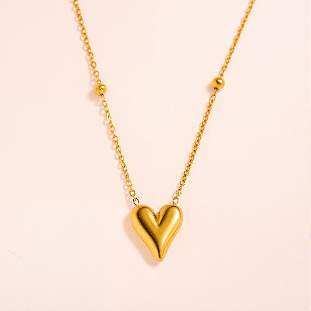 Chic Heart Pendant Titanium Necklace: Beaded, Smooth, Fade-Resistant, Versatile Women's Clavicle Chain