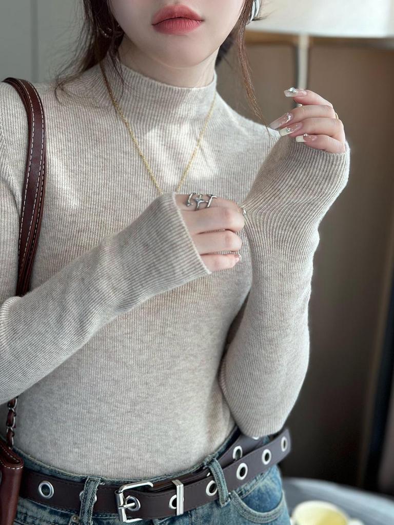 2026 Spring Women's Soft Wool Half-High Neck Slimming Knit Top