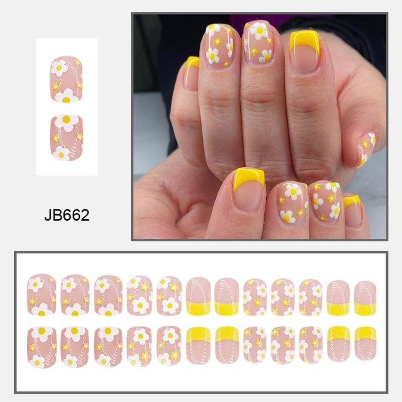 24 Stück Kurze Quadratische Falsche Nägel Blumen Künstlicher Nagel French Tip Aufkleben Nagel Glänzend Aufdrücken Nagel für Frau