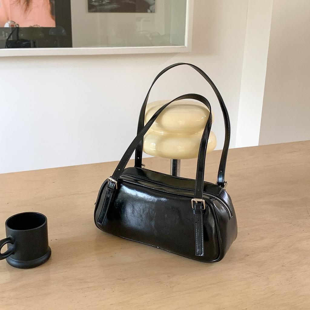 Baguette-Tasche hochwertig neu vielseitig tragbar Umhängetasche schlichtes Leder Nische Achseltasche Damen