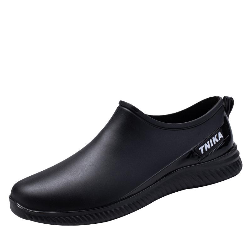 New Rain Shoes Men's Short Tube Fashionable Non-slip Waterproof Chef Work Water Boots Velvet Thick-soled Construction Site Wear-resistant Rubber Shoes