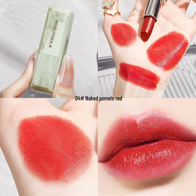 

Матовая увлажняющая помада Jade - Мягкая дымка, Не сушит, Стойкая, Легкое нанесение, Оригинальная 3.5g