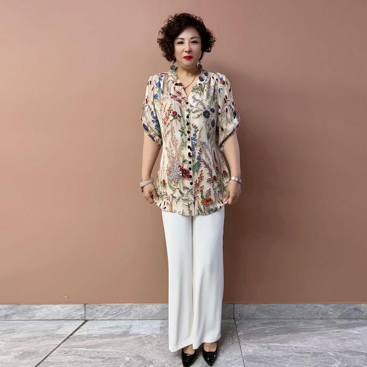 Summer Women's Floral Silk Shirt  Loose V-neck Plus-size Blouse