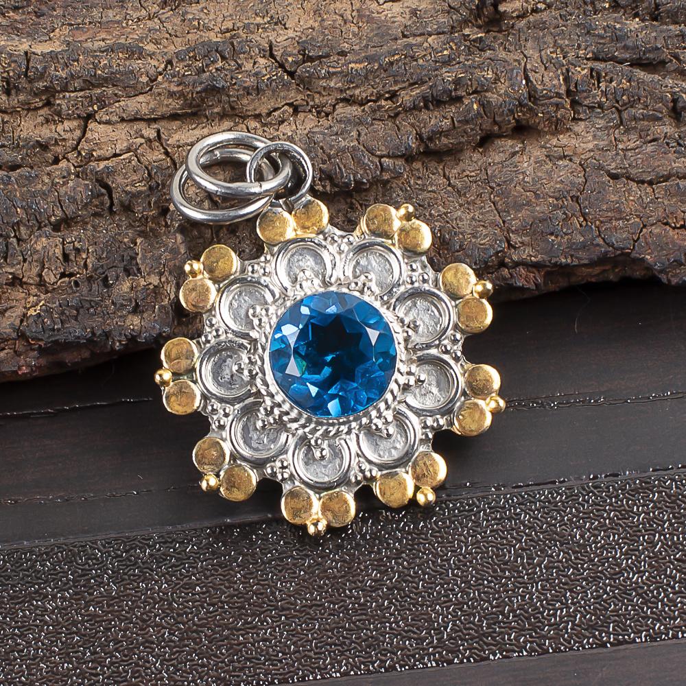 

Ювелирное изделие с швейцарским голубым топазом, кулон с драгоценным камнем, кулон из стерлингового серебра 925 пробы, ювелирное изделие ручной работы, серебряное украшение для подарка 1.26 Inches синий