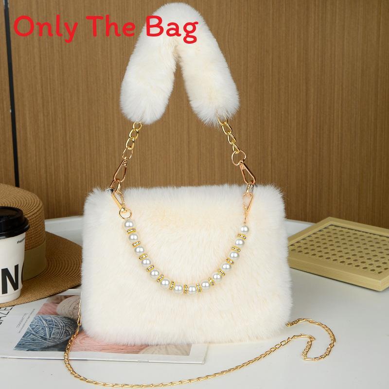Modern Wooly Tote Bag For Women With Chain Link Detail And Zipper Closure For Casual Outings