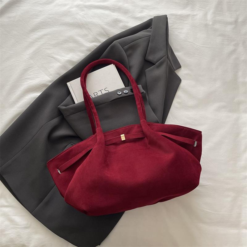 Large Capacity Matte Retro Handbag Women's Winter New Commuter Tote Bag Fashionable Versatile Shoulder Bag