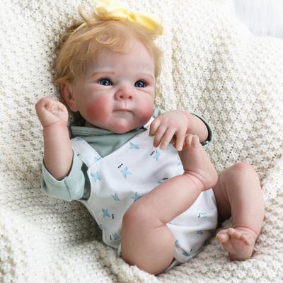 18 Zoll fertige Reborn-Babypuppe Bettie, lebensecht, weich, kuscheliger Stoffkörper, Neugeborenenpuppe mit Riemen-Overall, ideales Geburtstags- und Weihnachtsgeschenk für Kinder