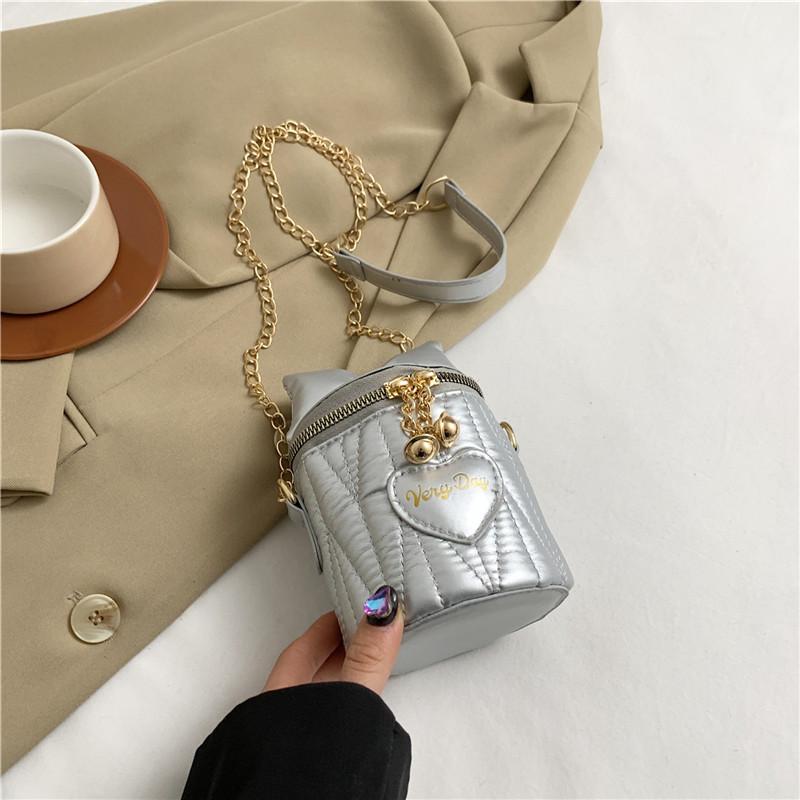 Mini Lipstick Small Bag Women's 2025 New Small Fragrant Wind Pleated Bucket Bag Bow Creative Styling Messenger Bag