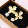 New Flower Hanging Earrings White Enamel Floral Acrylic Petals Crystal Imitation Pearl Dangle Earrings for Women brincos