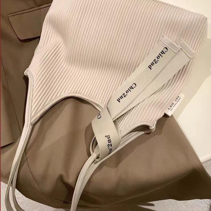 

Chio2nd Peninsula Art Museum Large Pleated Tote - Women s Casual Shoulder Bag слоновая кость