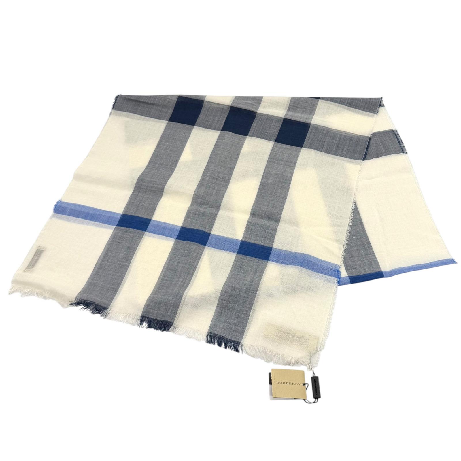 Pristine BURBERRY Stall Nova Check Pattern Fringe Navy wool Women 3865293 Used
