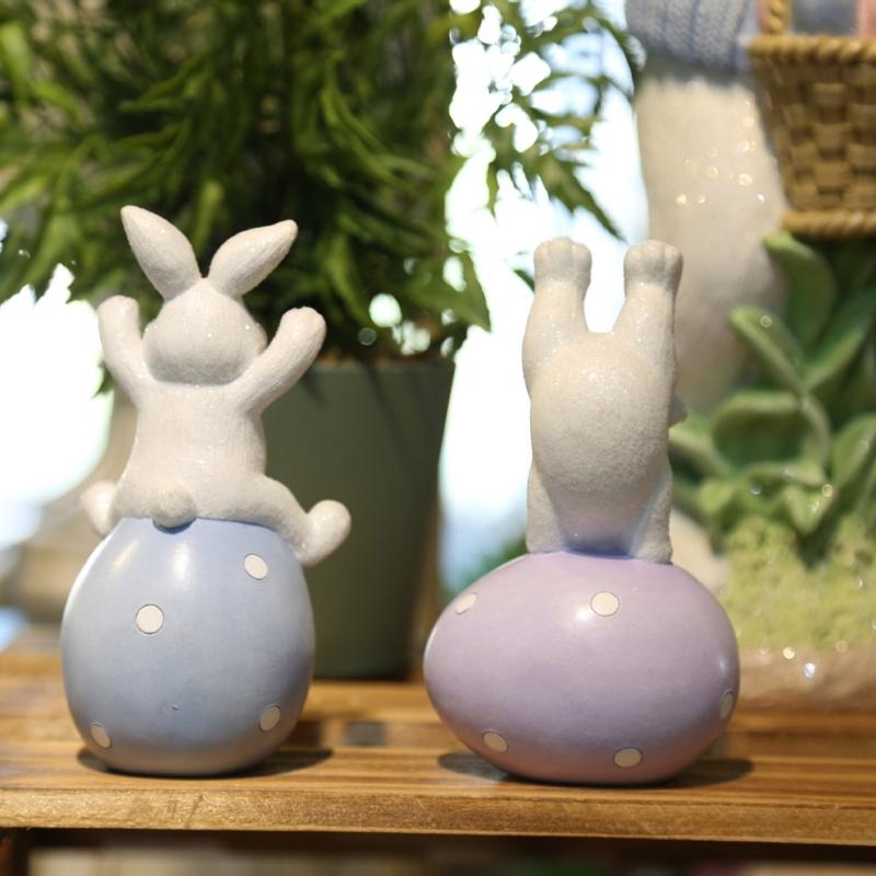 Easters Decorations Bunnies Decors Spring Figurine Table Centerpiece Resin Easters Eggs Rabbit Statue Tabletop Ornament