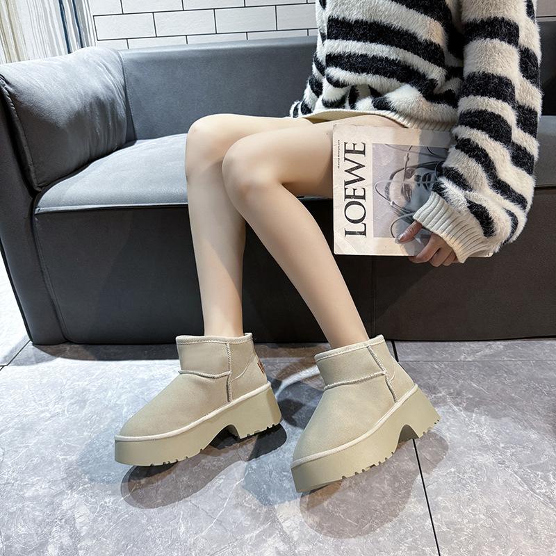 Women's Large Size Soft Sole Winter Warm Fur One Snow Boots Padded Lined Ankle Boots Anti-slip Hiking Casual Sports Cotton Boots Short Boots