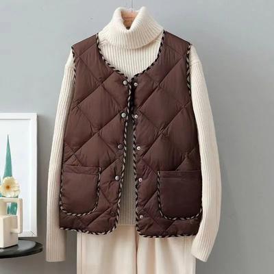 Vest Women Wear Short Light and Thin Vest Vest In Winter, New Vest with Cold Protection