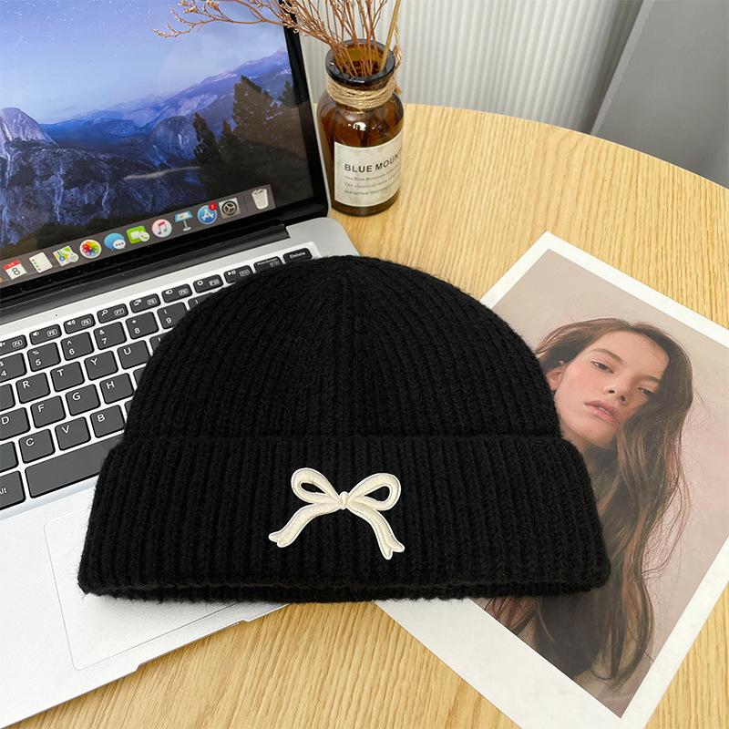 Red Bow Knitted Hat Women's Versatile Face Small Wool Hat Outdoor Cold-proof and Warm Bag Head Cold Hat