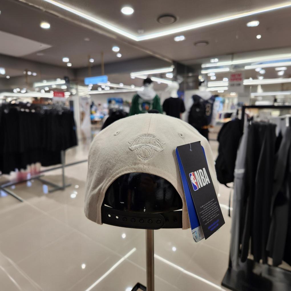 [NBA] Unisex NYK High-Frequency Hard Snapback Hat N245AP641P